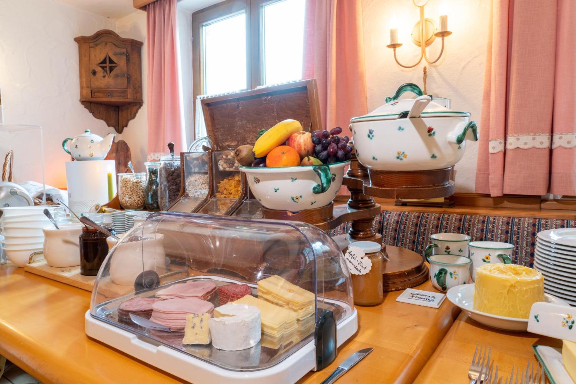 Bauernhofhotel "Die Unterbergerin" - Zimmer Mit Fruehstueck Und Ferienwohnungen In Gastein Mit Gratis Thermeneintritt Dorfgastein Bagian luar foto