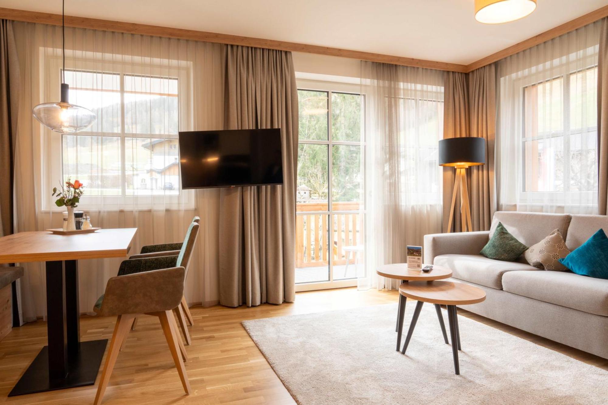 Bauernhofhotel "Die Unterbergerin" - Zimmer Mit Fruehstueck Und Ferienwohnungen In Gastein Mit Gratis Thermeneintritt Dorfgastein Bagian luar foto
